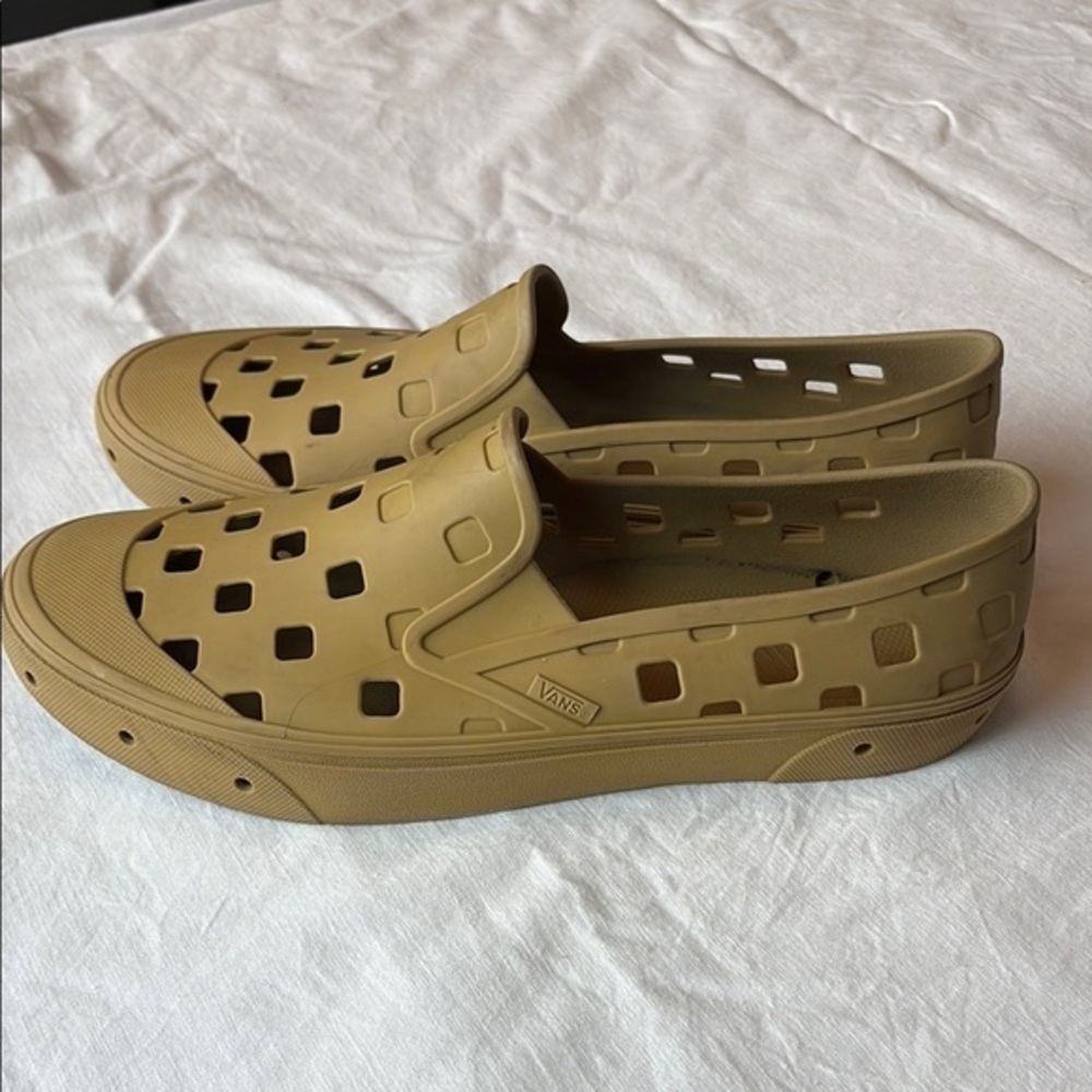 Vans Trek On Trek Slip-On Sandals